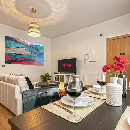 Apartment -malagasunapts- Privateterrace Freeparking Pool